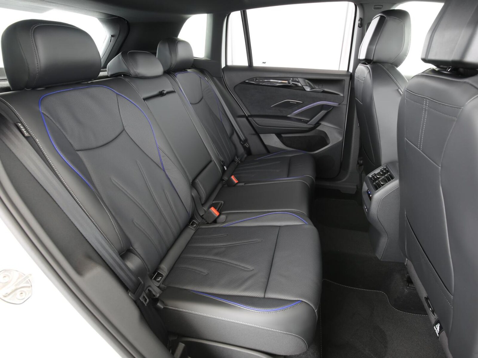 Volkswagen Tiguan – Bild 15