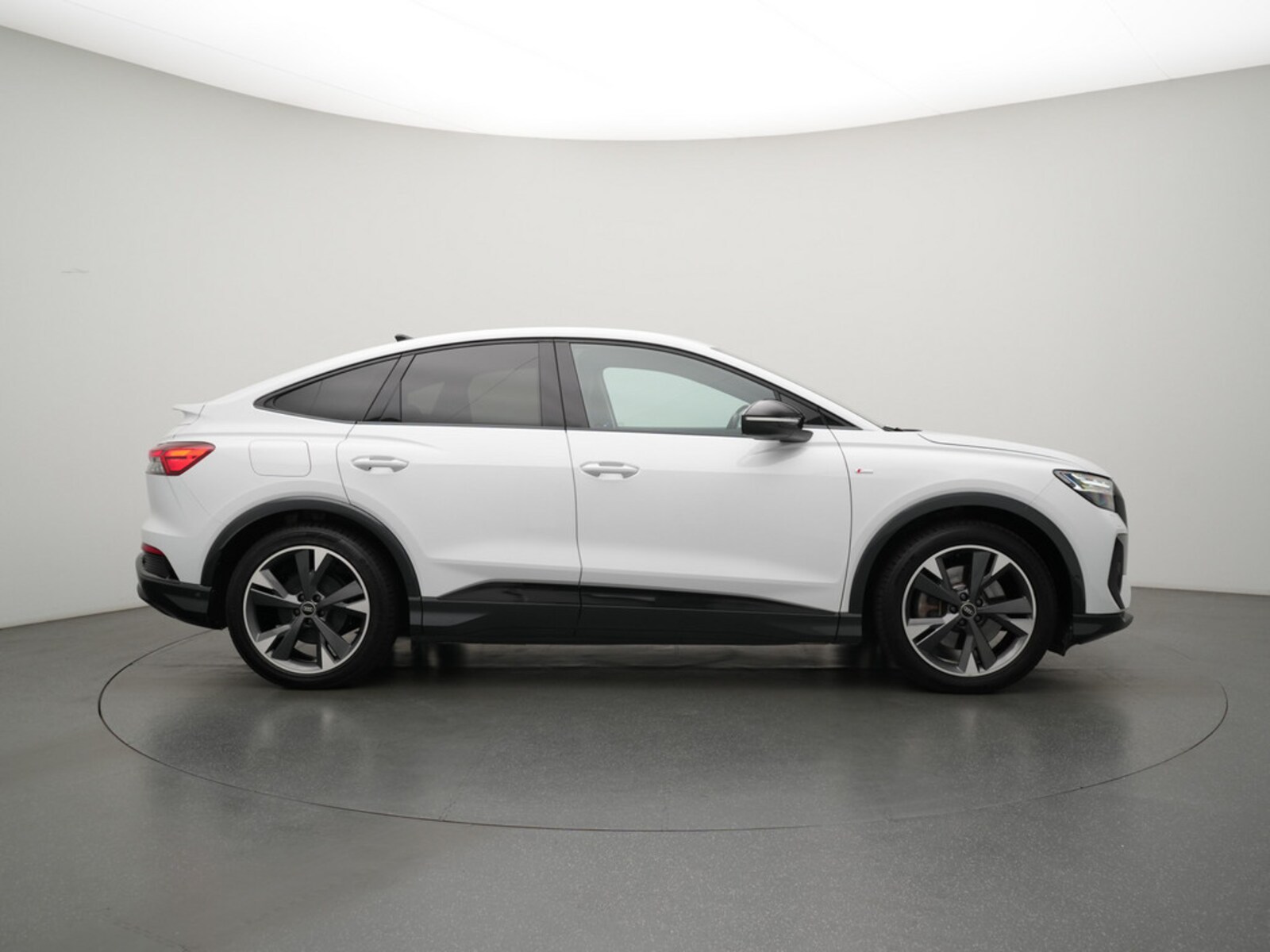 Audi Q4 Sportback e-tron – Bild 3