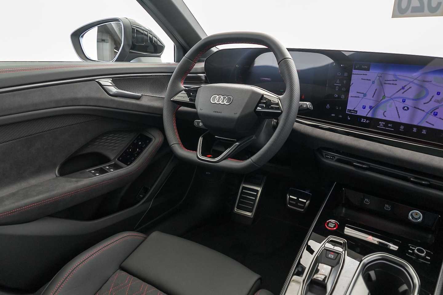 Bild über Audi A6 Avant TFSI quattro 270 kW S tronic - für weitere Informationen kontaktieren Sie den Audi Partner