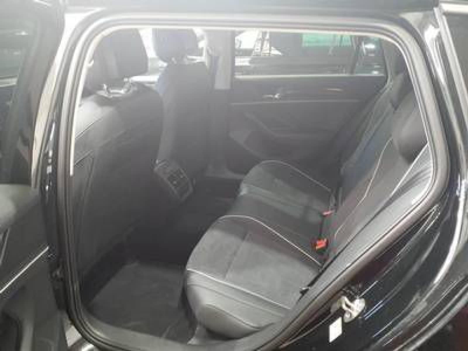 Volkswagen Passat – Bild 6