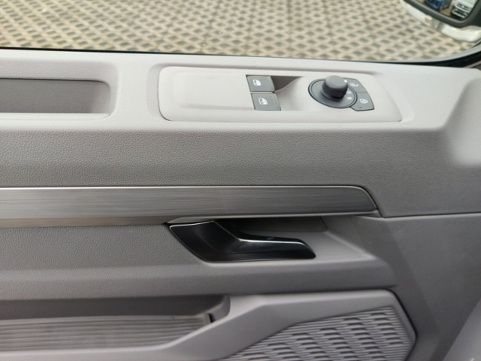 Volkswagen Transporter Kasten langer Radstand – Bild 17