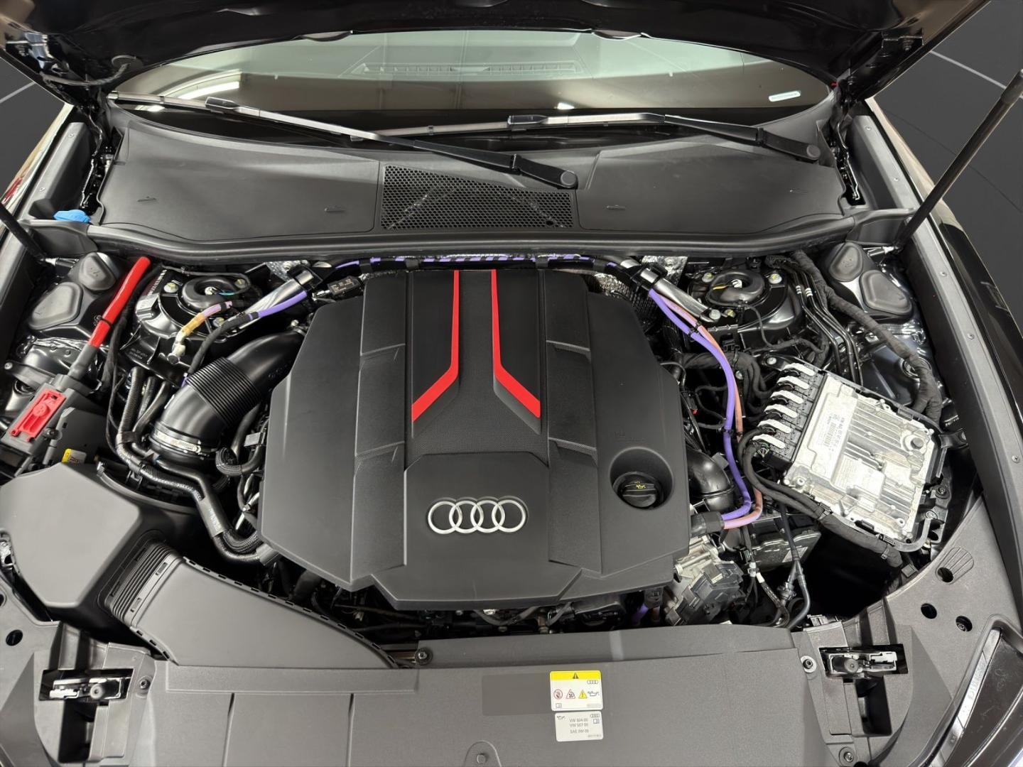 Bild über Audi S6 Avant TDI quattro tiptronic - für weitere Informationen kontaktieren Sie den Audi Partner