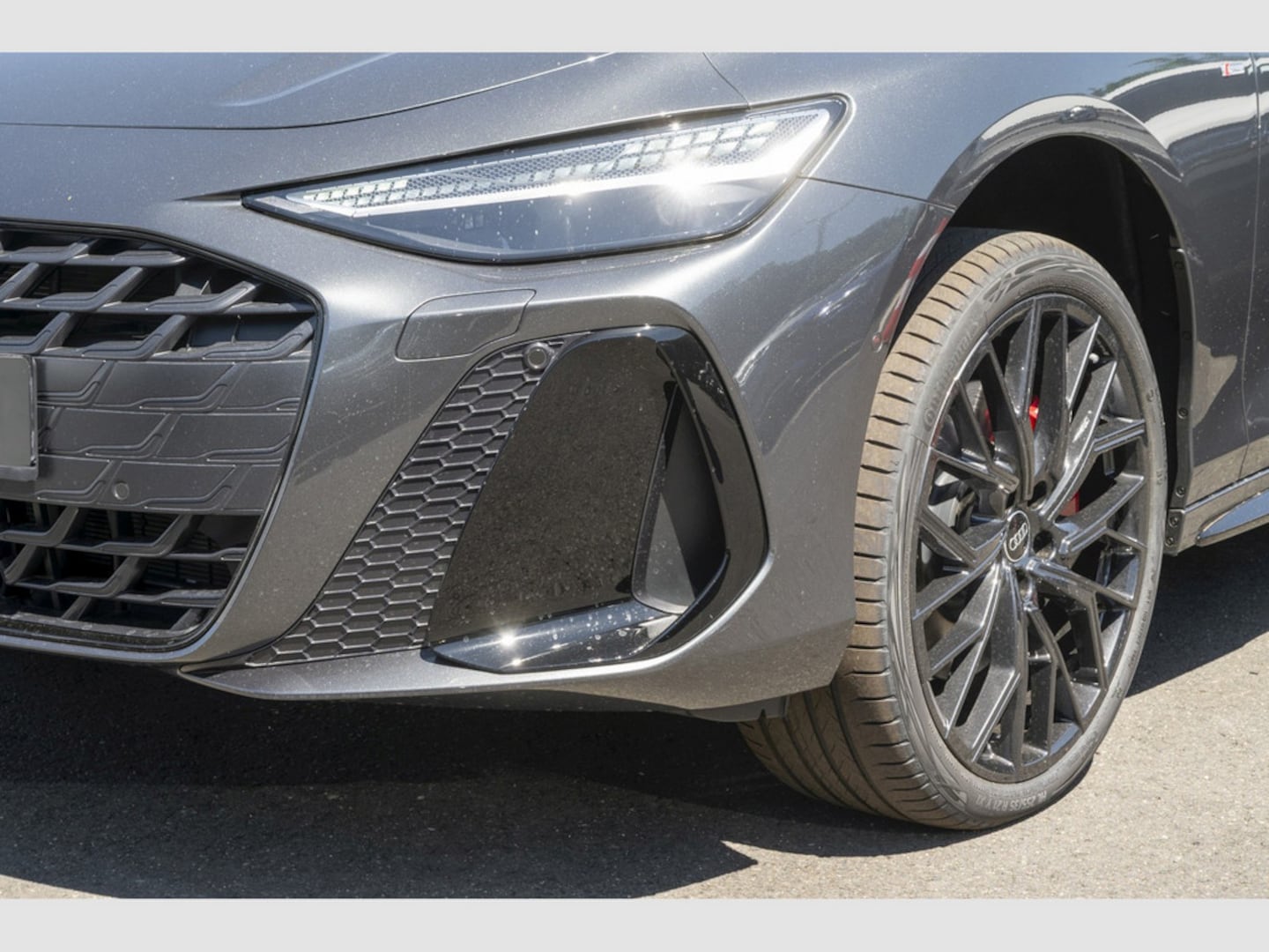 Bild über Audi A6 Avant edition one TDI quattro 220 kW S tronic - für weitere Informationen kontaktieren Sie den Audi Partner