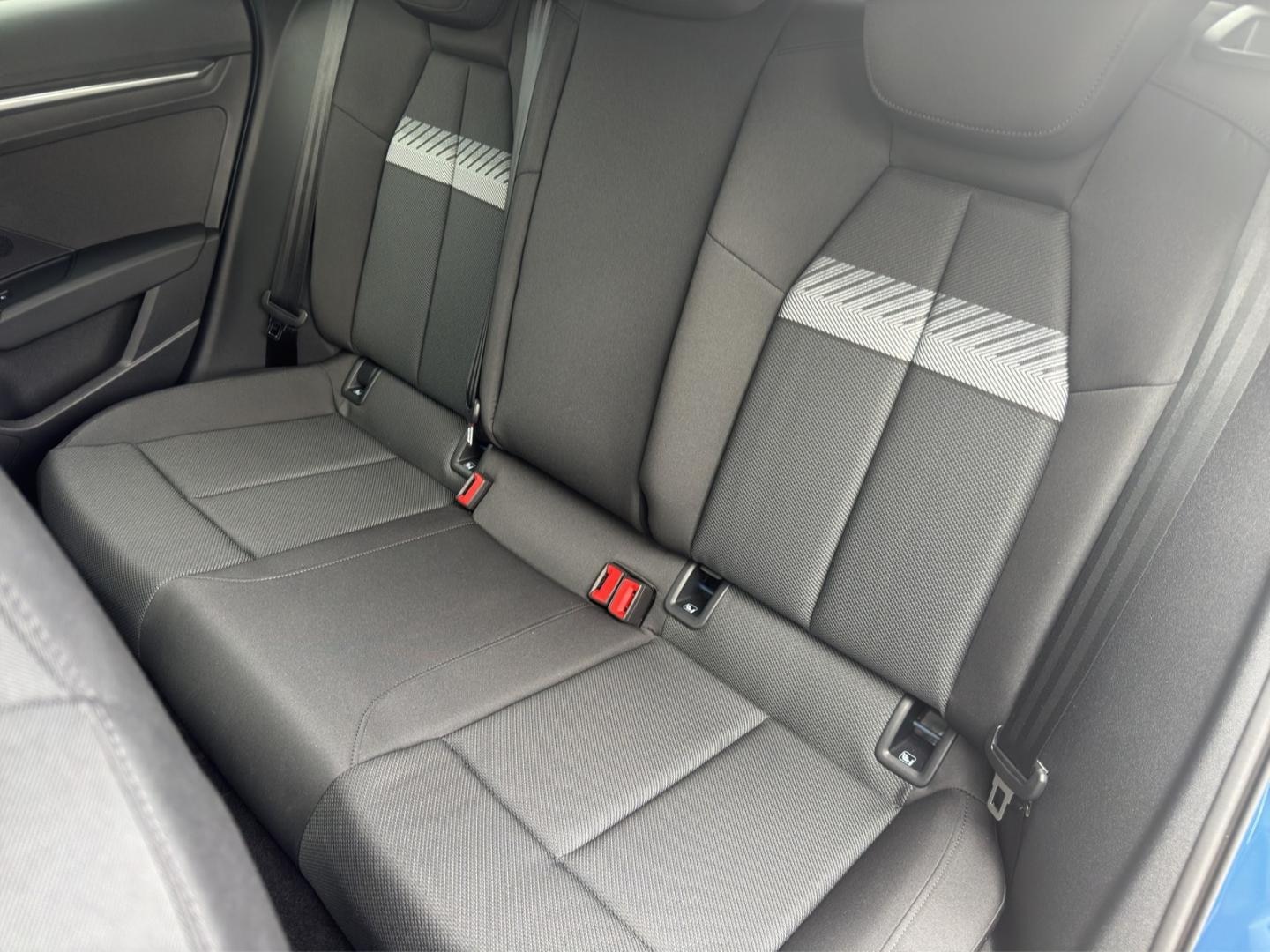 Bild über Audi A3 Sportback S line 30 TFSI S tronic - für weitere Informationen kontaktieren Sie den Audi Partner
