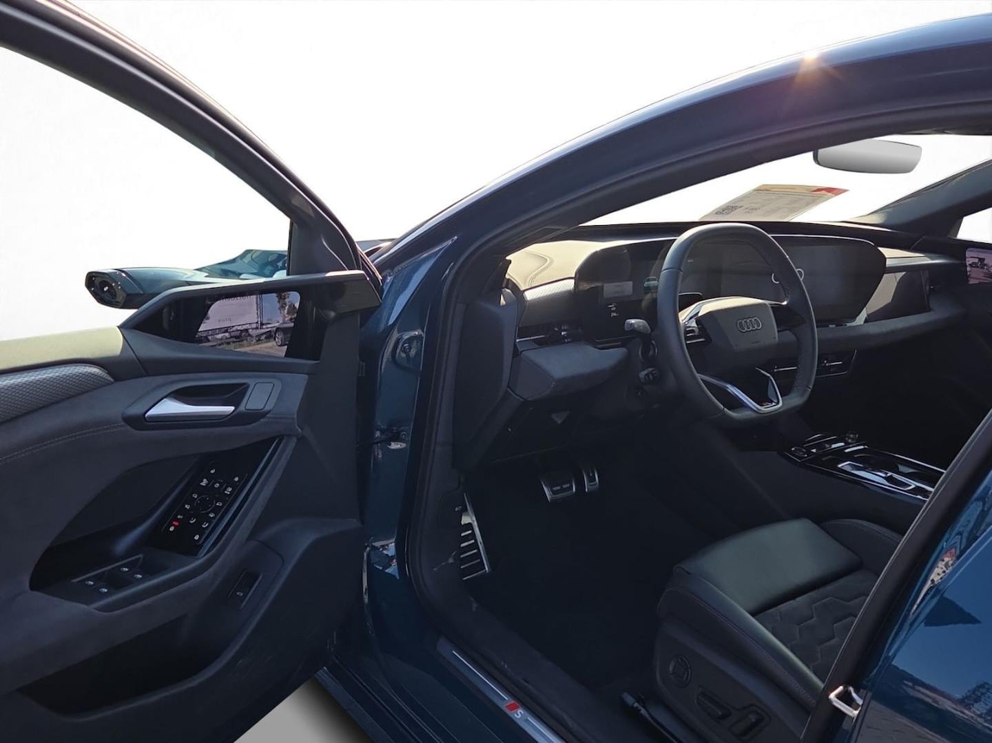 Bild über Audi S6 Avant e-tron e-tron quattro 370 kW - für weitere Informationen kontaktieren Sie den Audi Partner