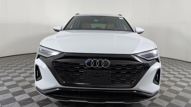 2024 Audi Q8 e-tron