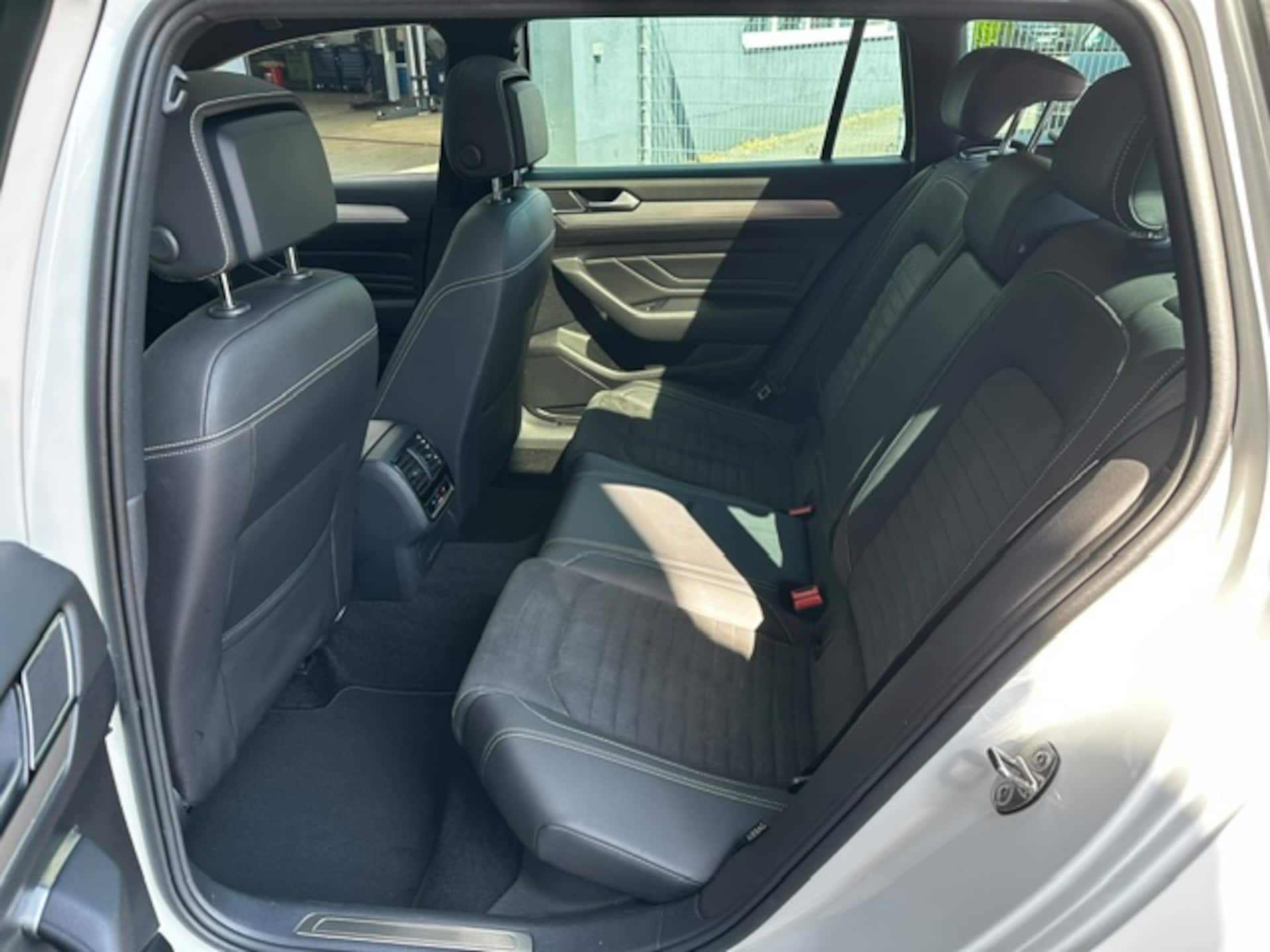 Volkswagen Passat Variant Elegance