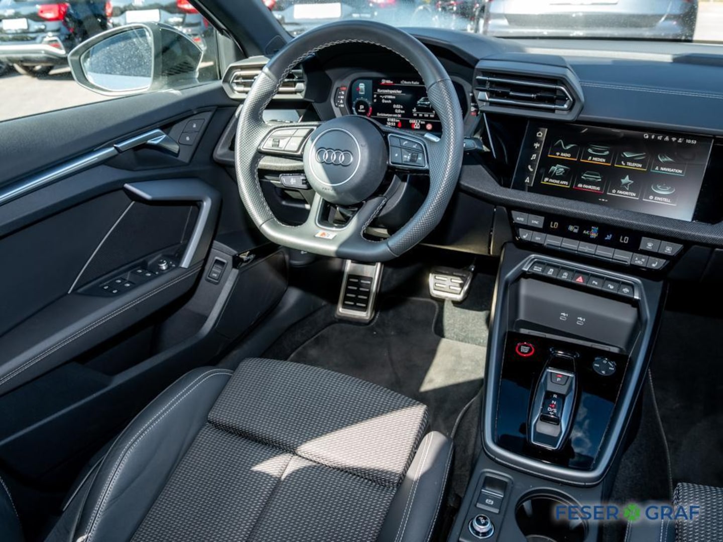 Bild über Audi S3 Limousine TFSI quattro S tronic - für weitere Informationen kontaktieren Sie den Audi Partner