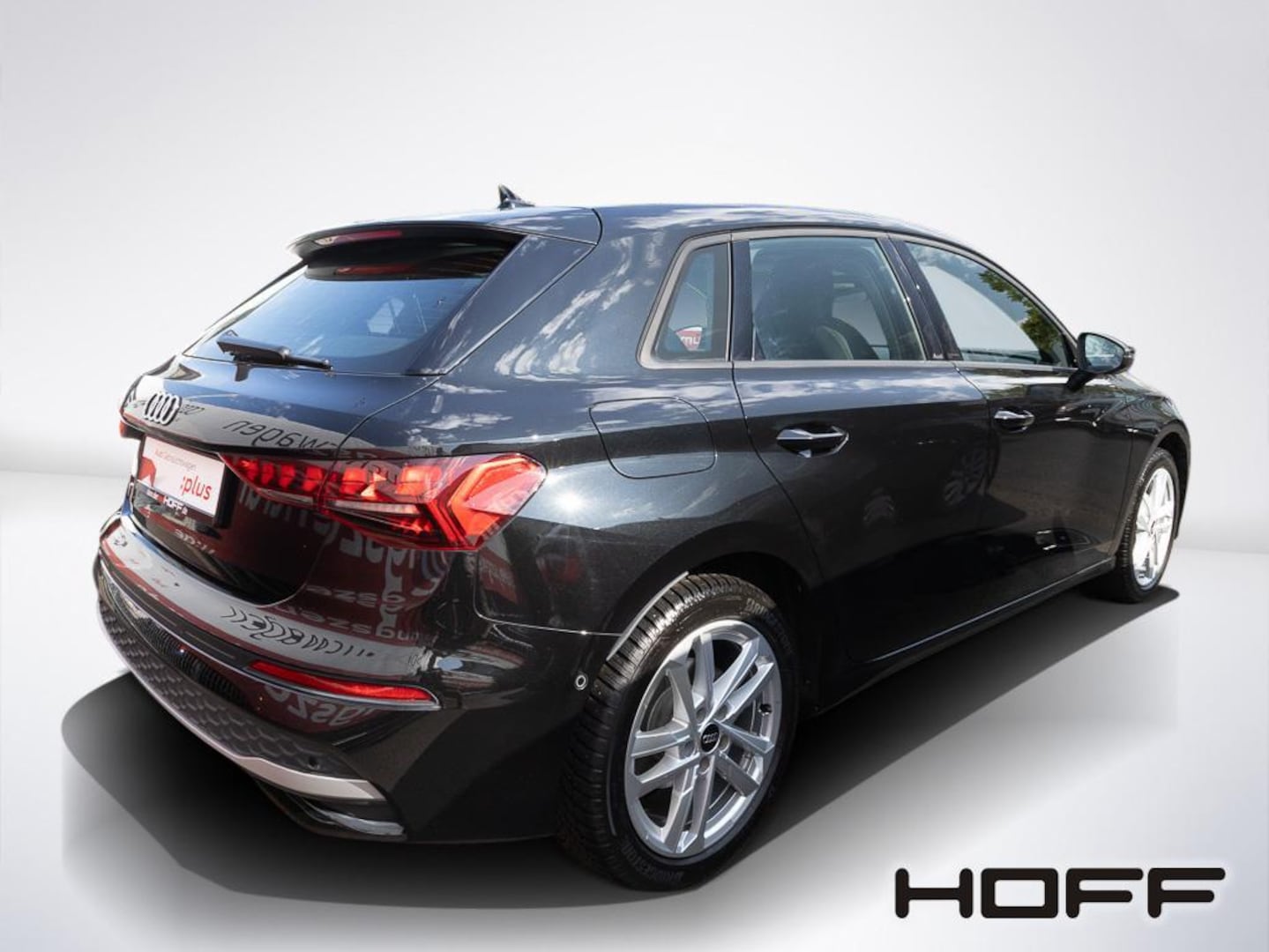 Bild über Audi A3 Sportback TFSI 110 kW S tronic - für weitere Informationen kontaktieren Sie den Audi Partner
