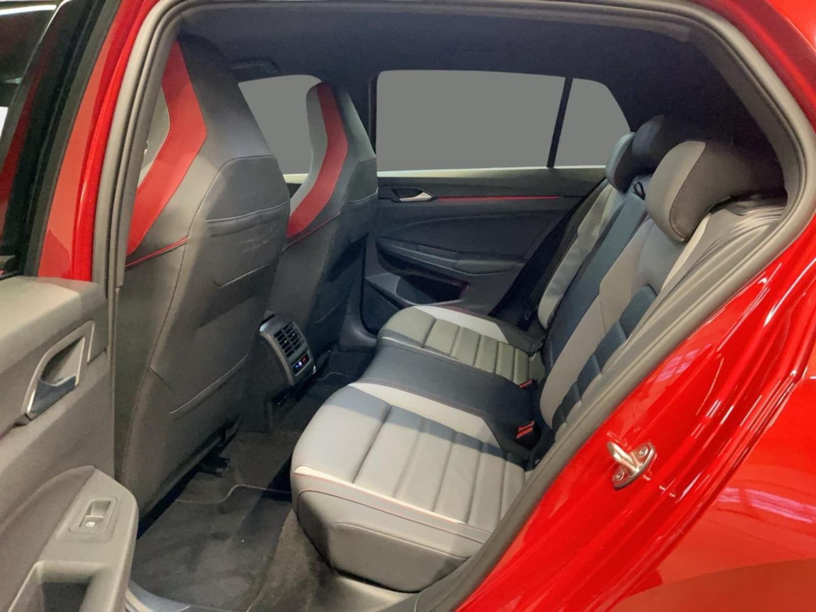 Volkswagen Golf – Bild 11