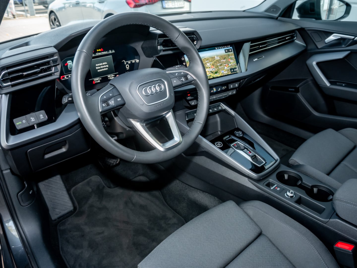 Bild über Audi A3 Sportback S line 35 TFSI S tronic - für weitere Informationen kontaktieren Sie den Audi Partner