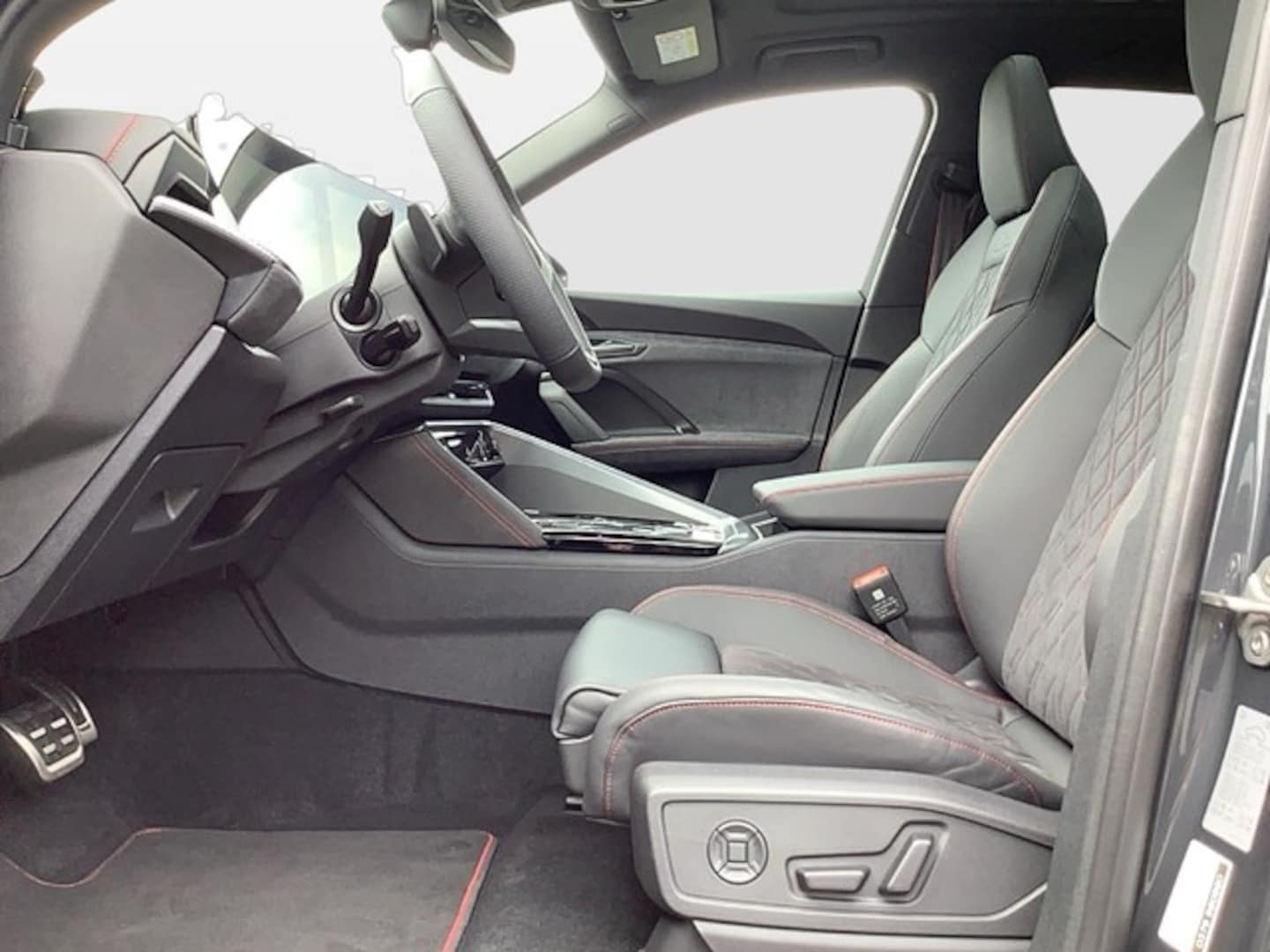 Bild über Audi Q5 SUV TFSI quattro 150 kW S tronic - für weitere Informationen kontaktieren Sie den Audi Partner