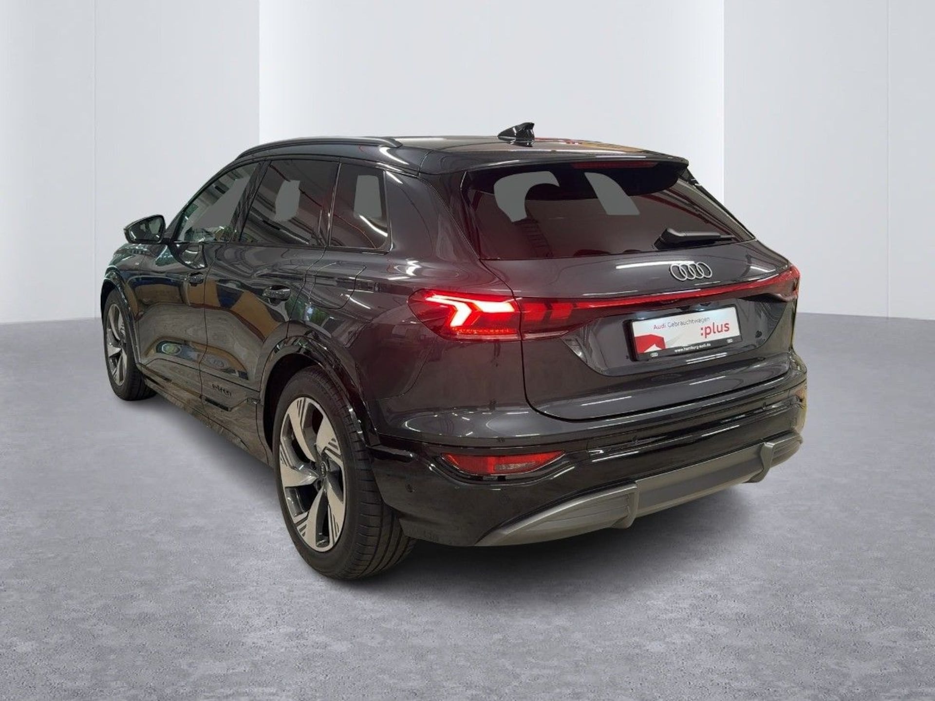 Audi Q6 SUV e-tron