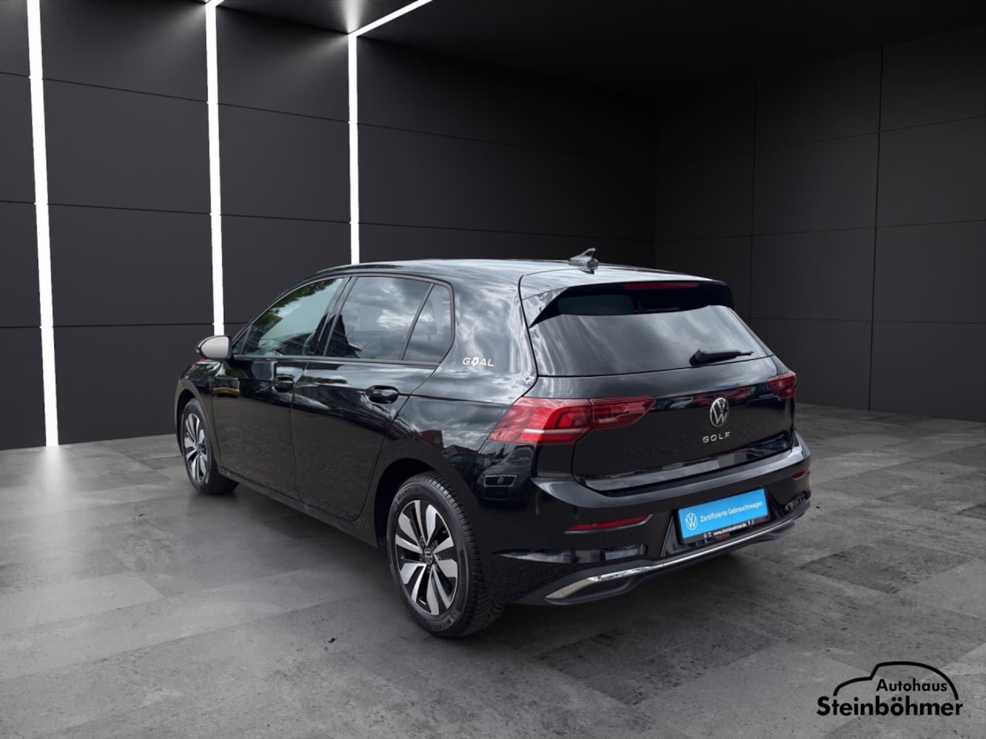 Volkswagen Golf Life
