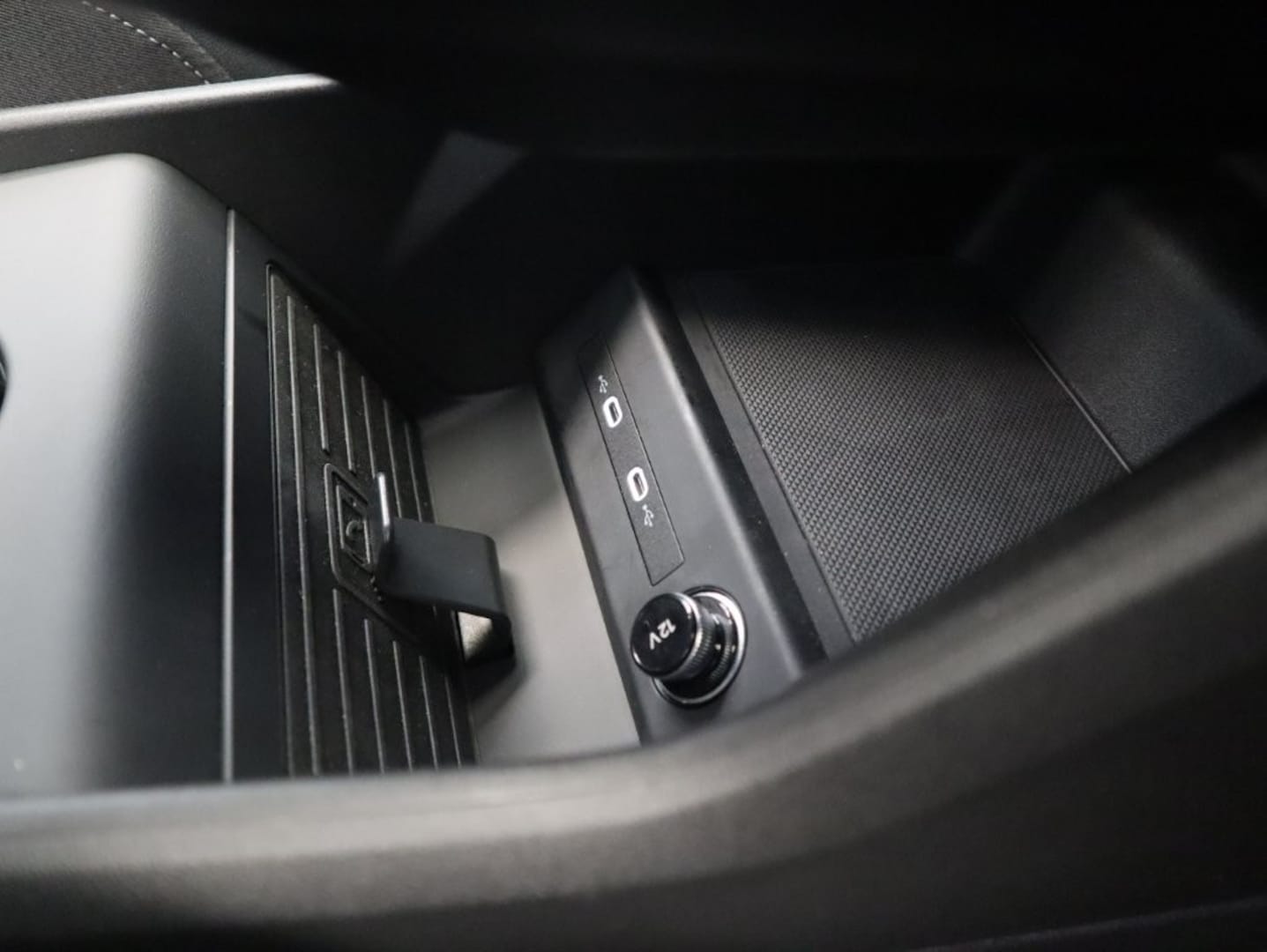 Audi Q4 e-tron 40 e-tron 150,00 kW for more details contact your dealer