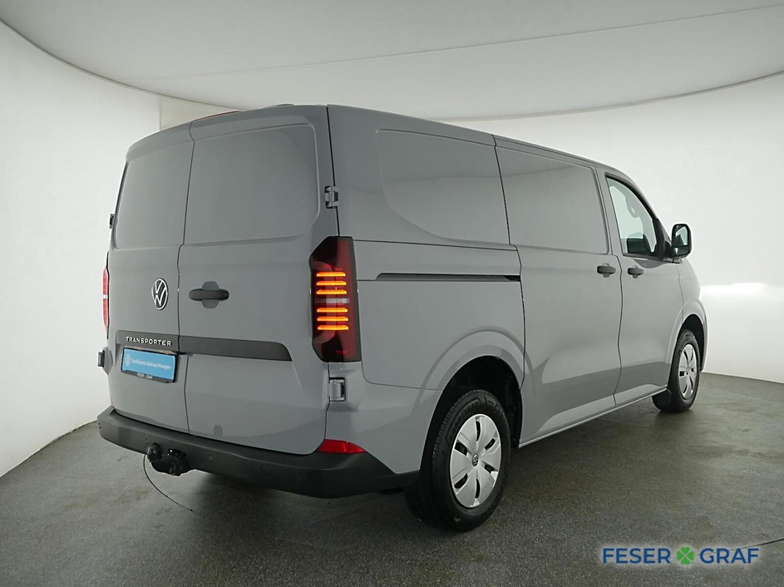 Volkswagen Transporter Kasten kurzer Radstand – Bild 3