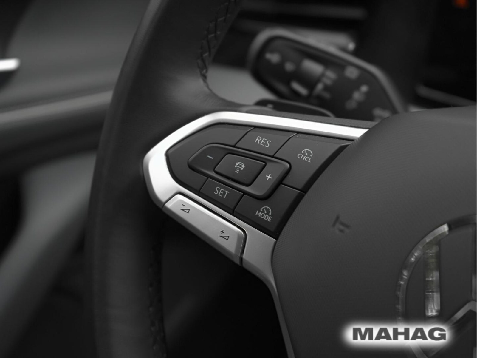 Volkswagen Passat – Bild 23