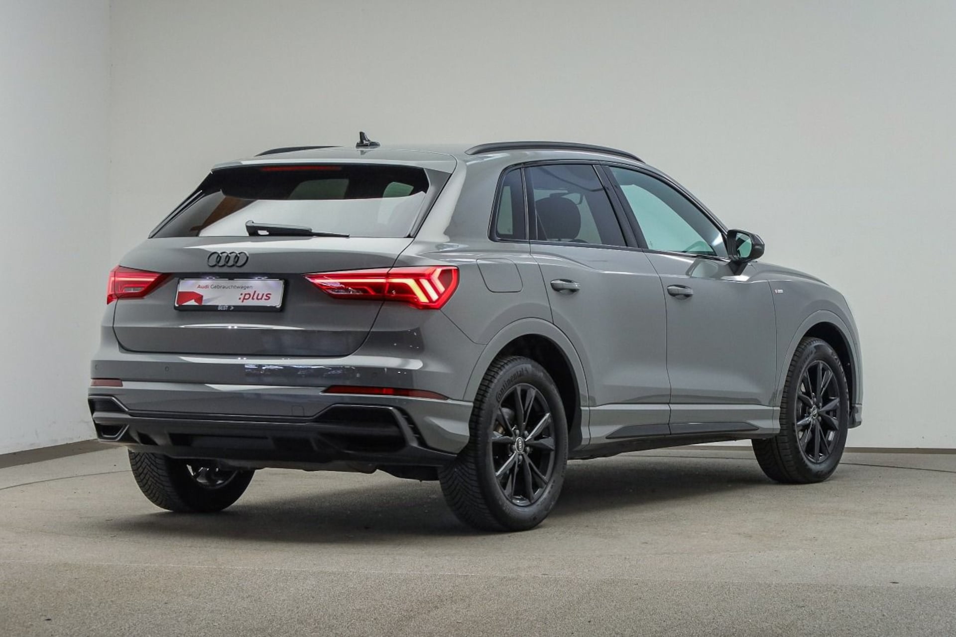 Audi Q3 SUV S line