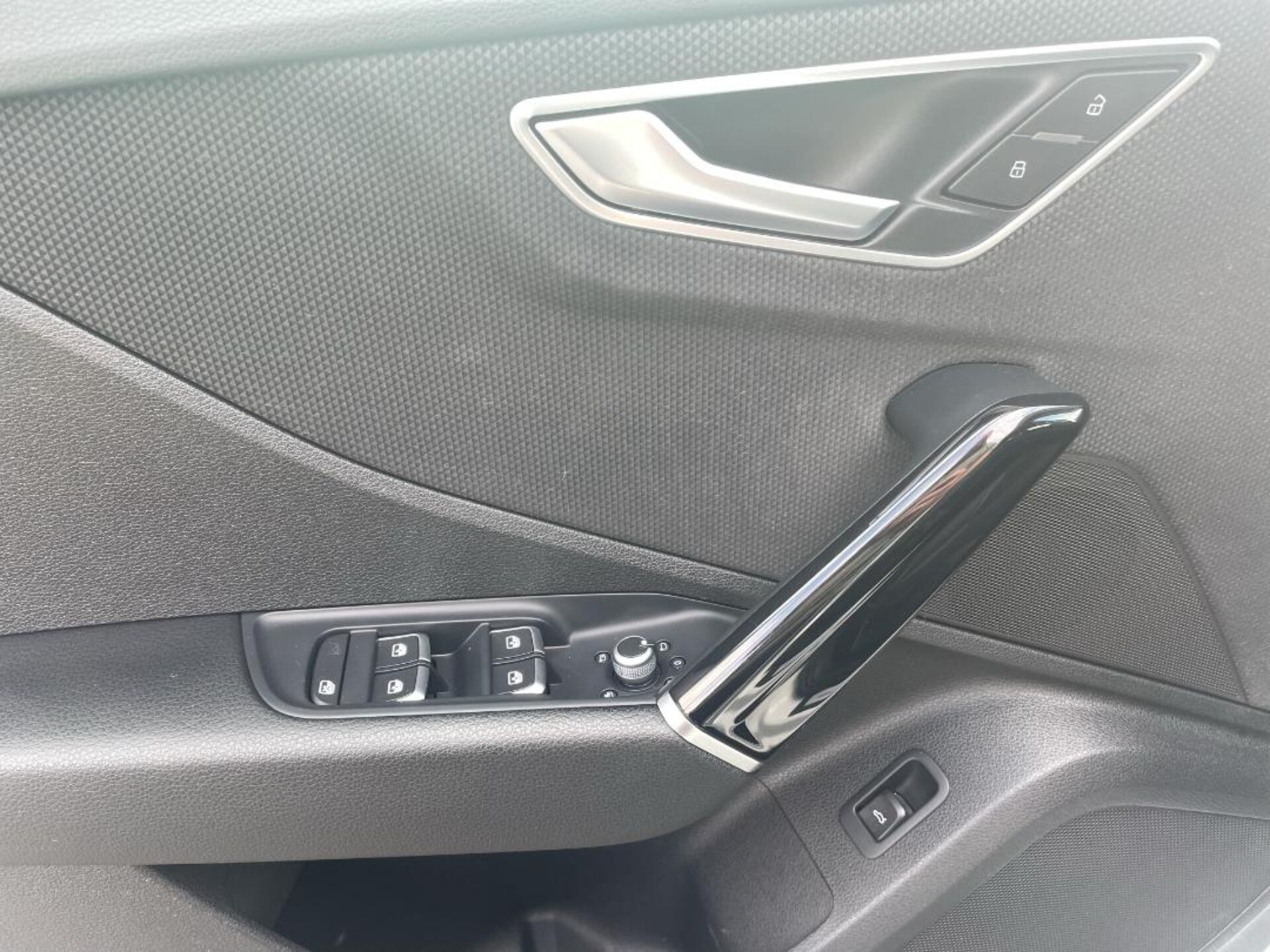 Audi Q2 S line