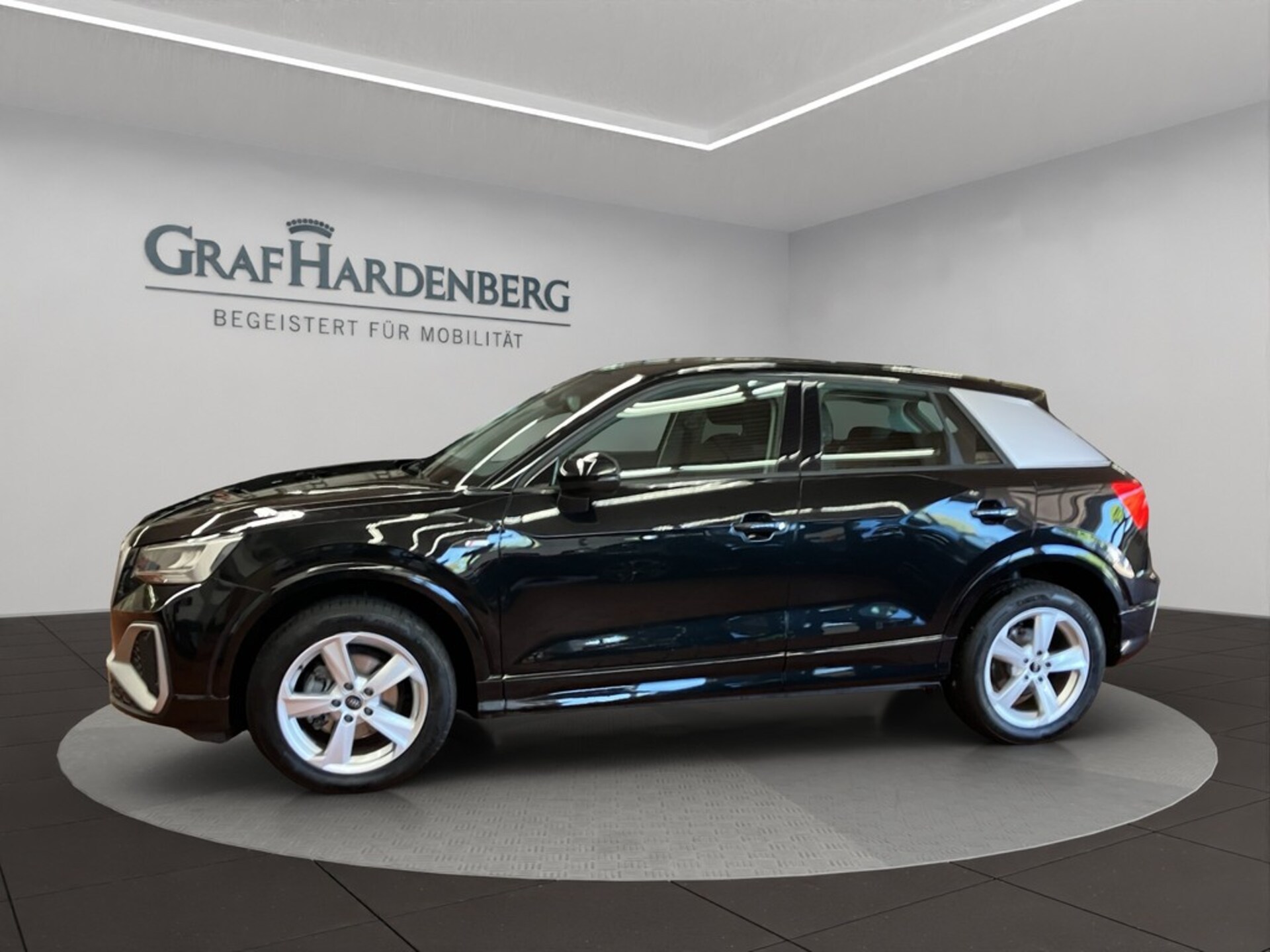 Audi Q2 S line