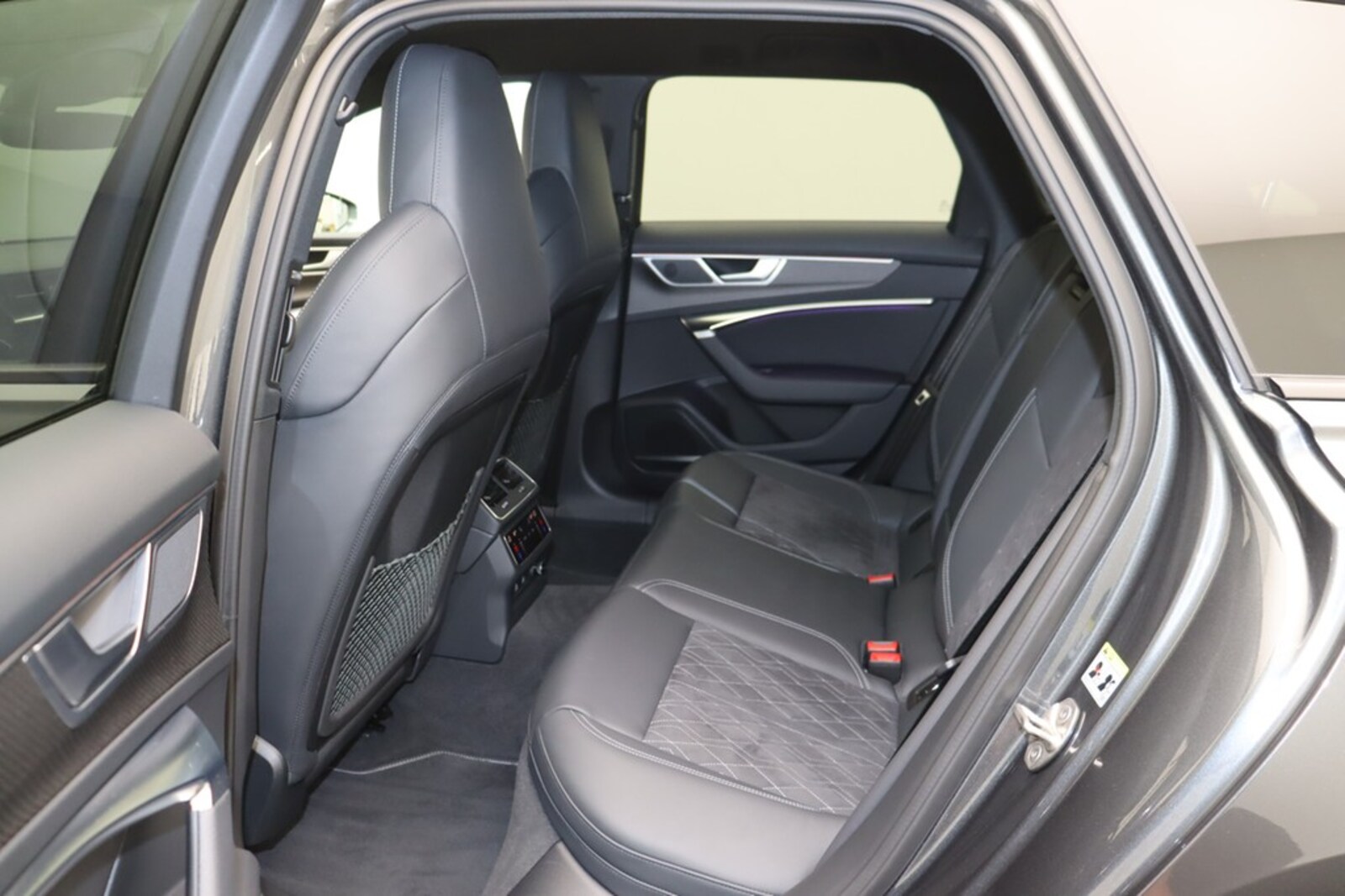 Audi S6 Avant – Bild 11