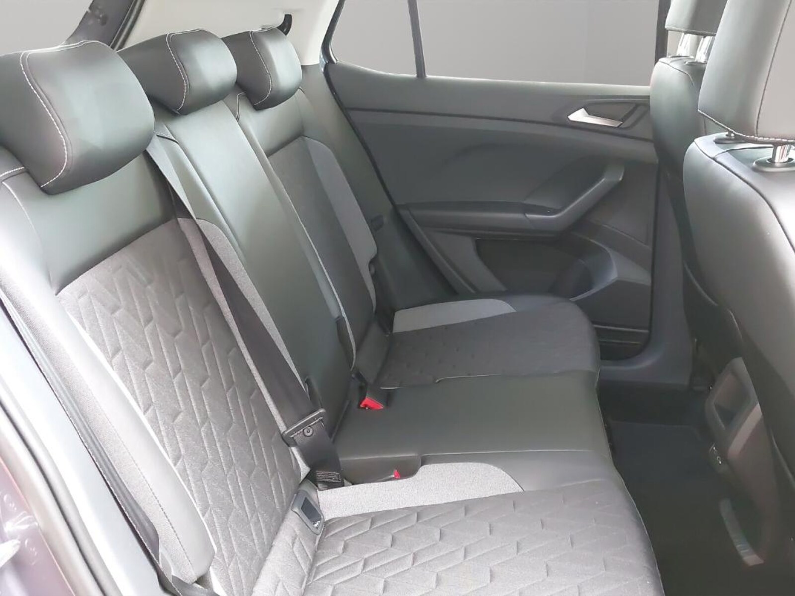 Volkswagen T-Cross – Bild 21
