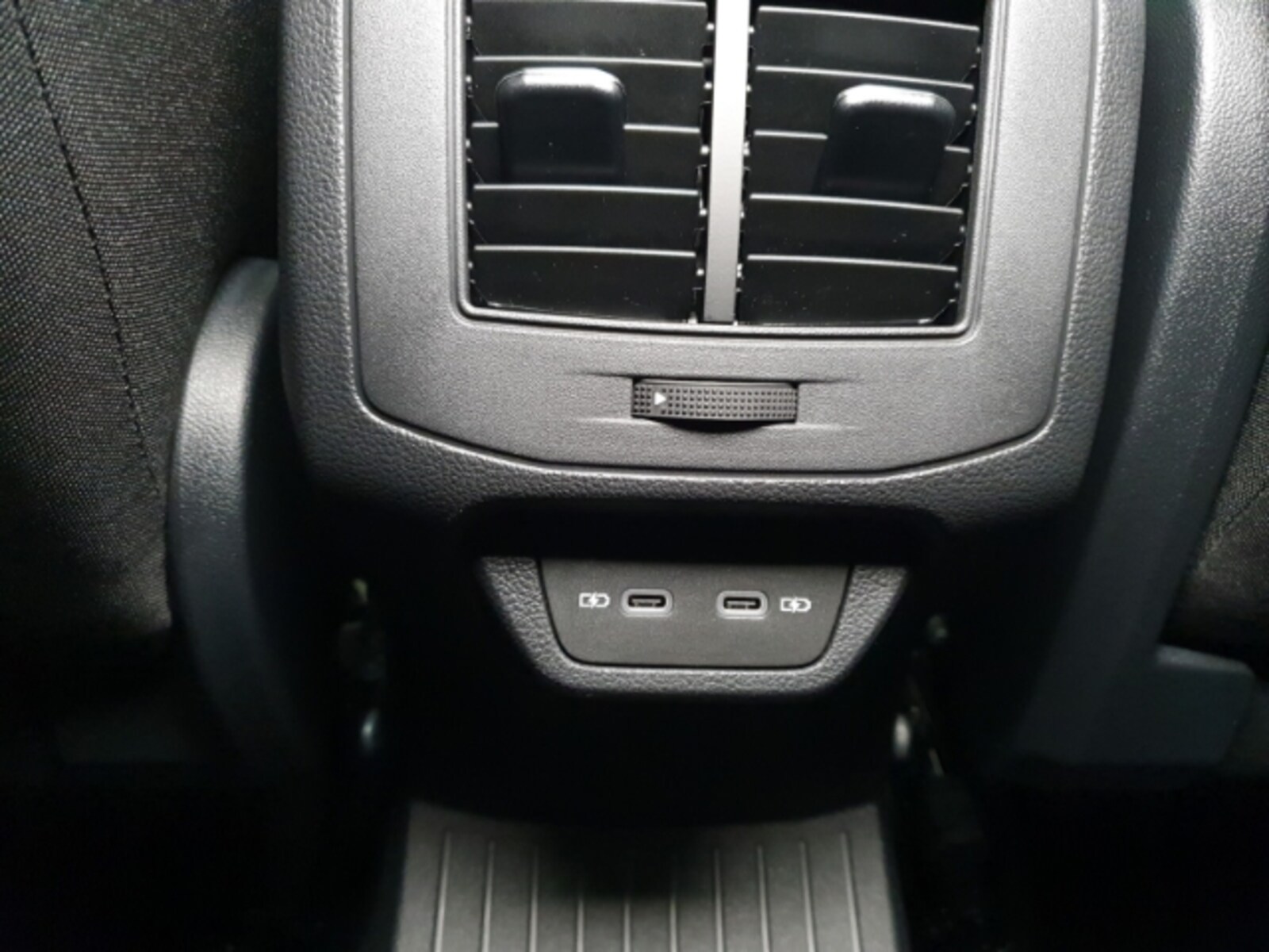 Volkswagen T-Roc – Bild 12