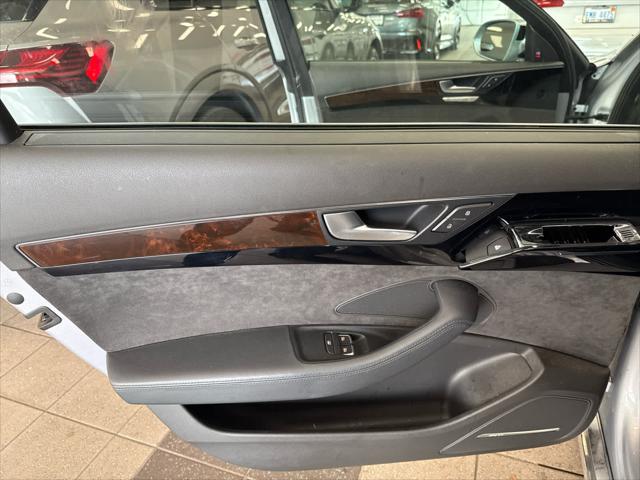 2015 AUDI A8 - Image 25