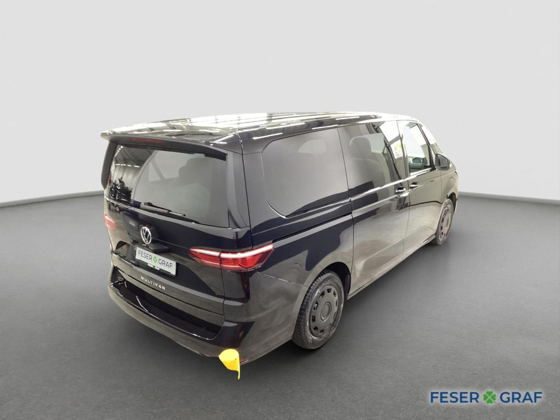 Volkswagen Multivan Langversion Basis-Modell