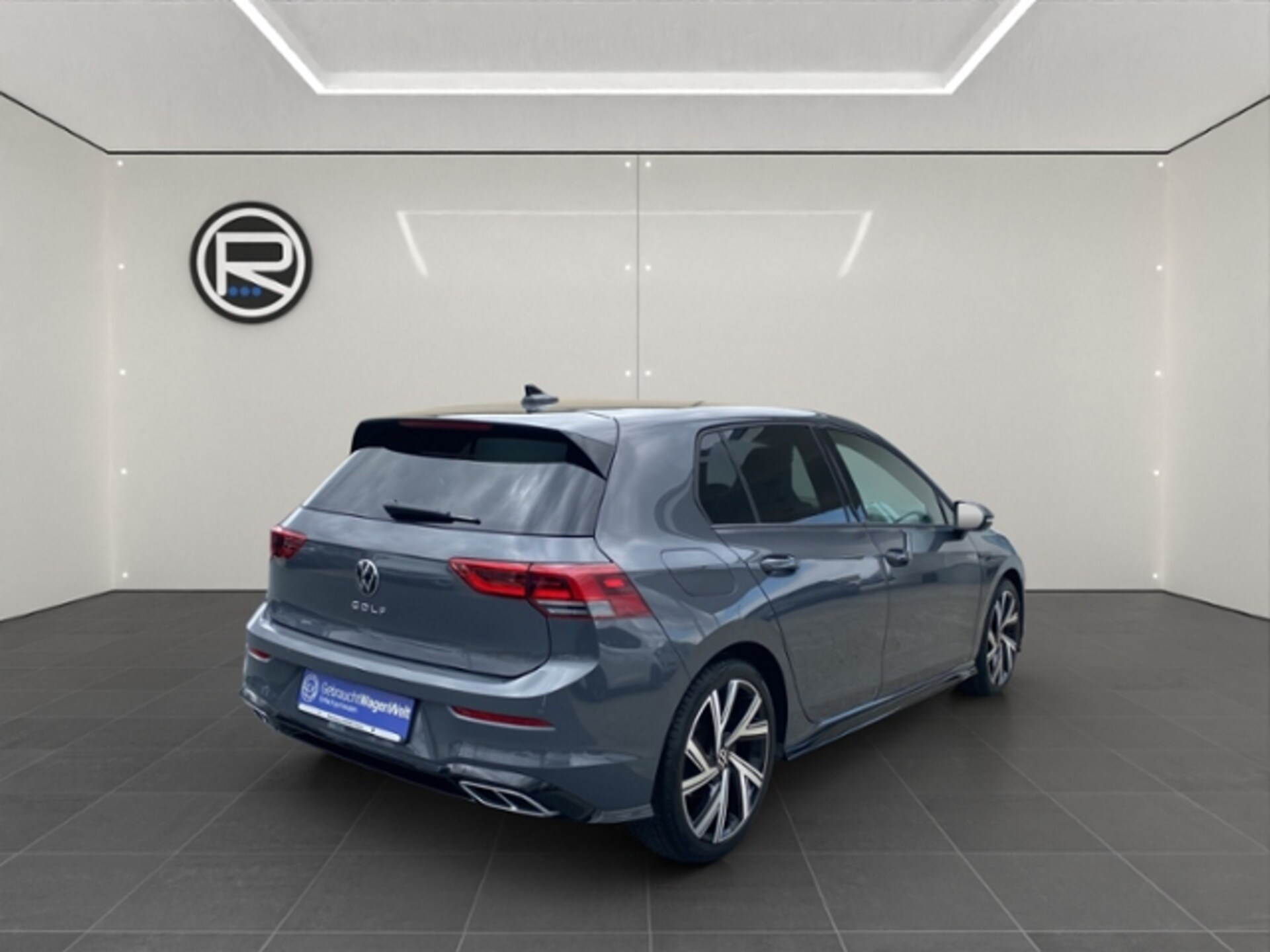 Volkswagen Golf R-Line