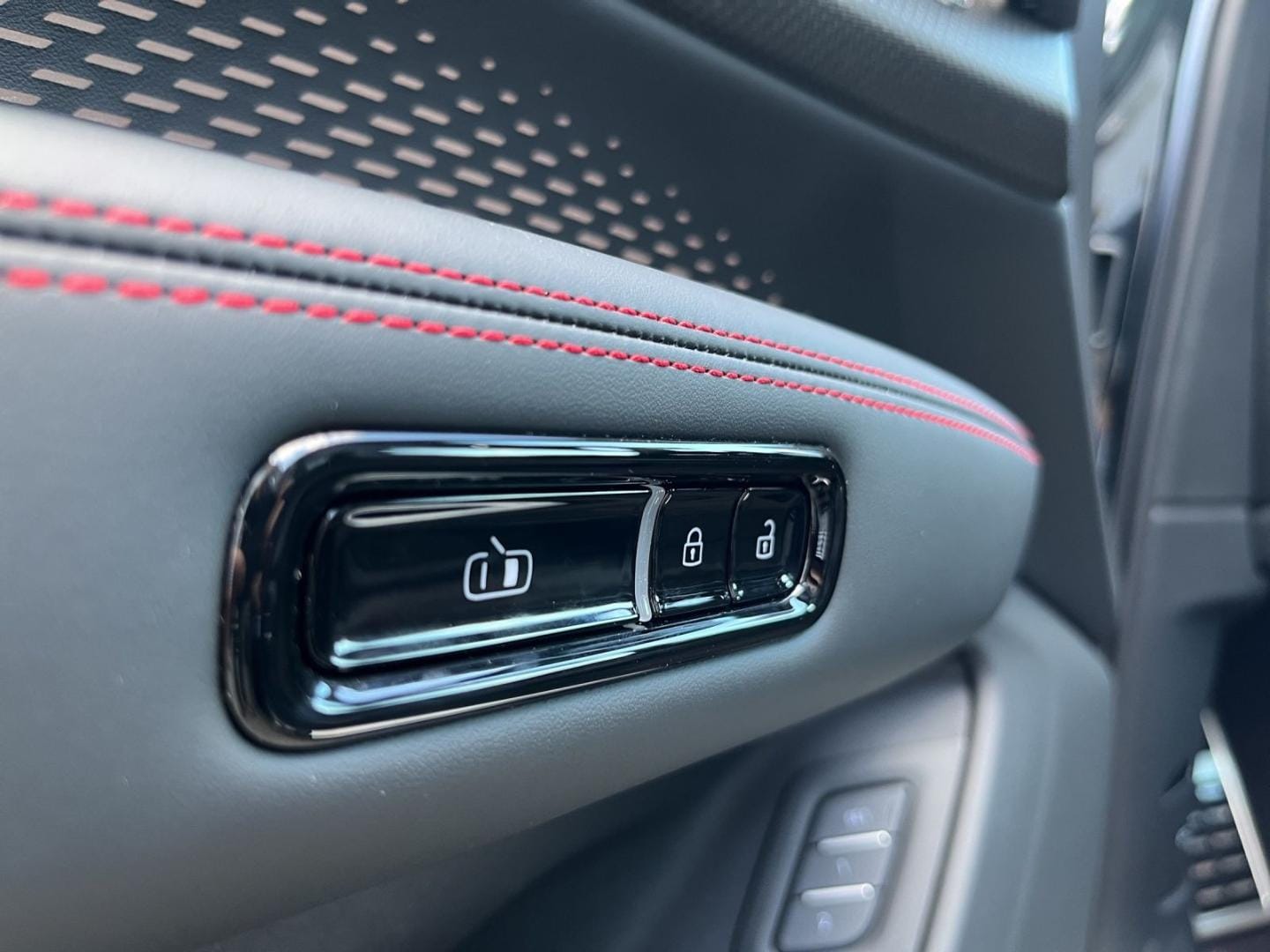 Bild über Audi Q7 SUV TDI quattro 220 kW tiptronic - für weitere Informationen kontaktieren Sie den Audi Partner
