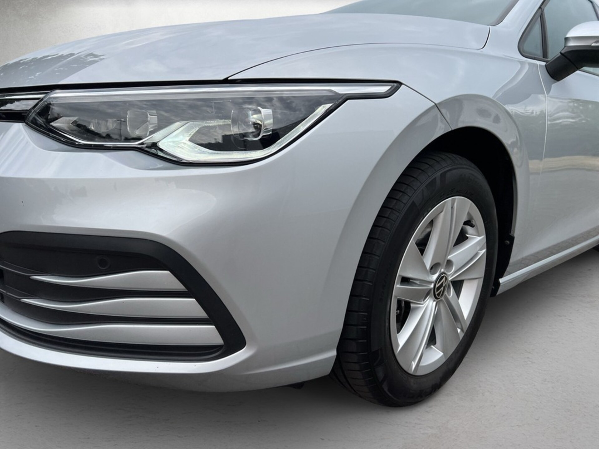 Volkswagen Golf Variant Life
