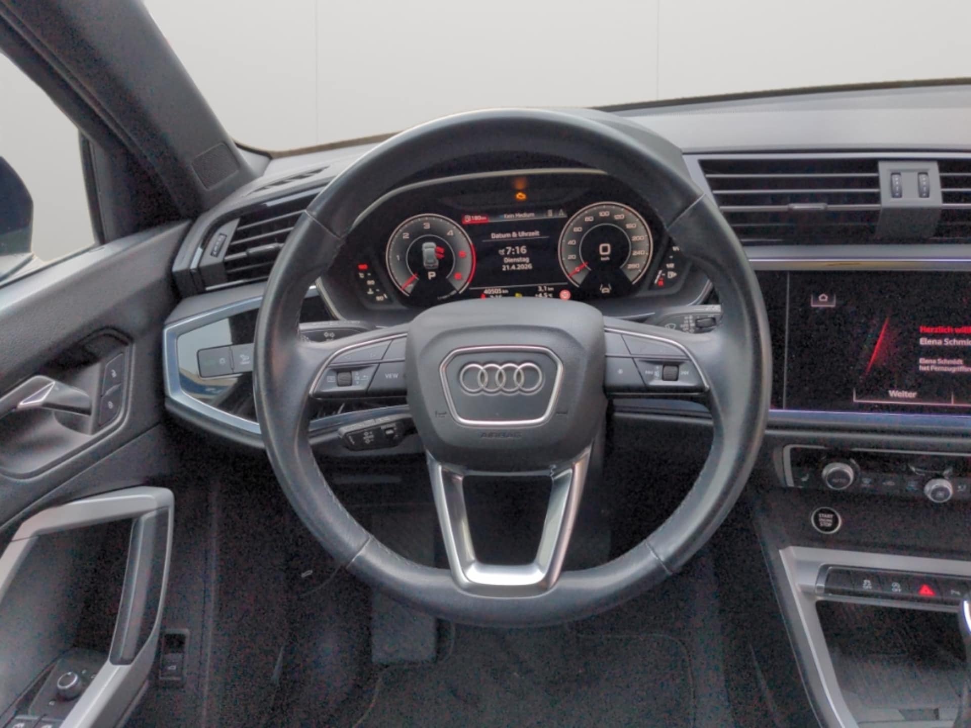 Audi Q3 SUV S line