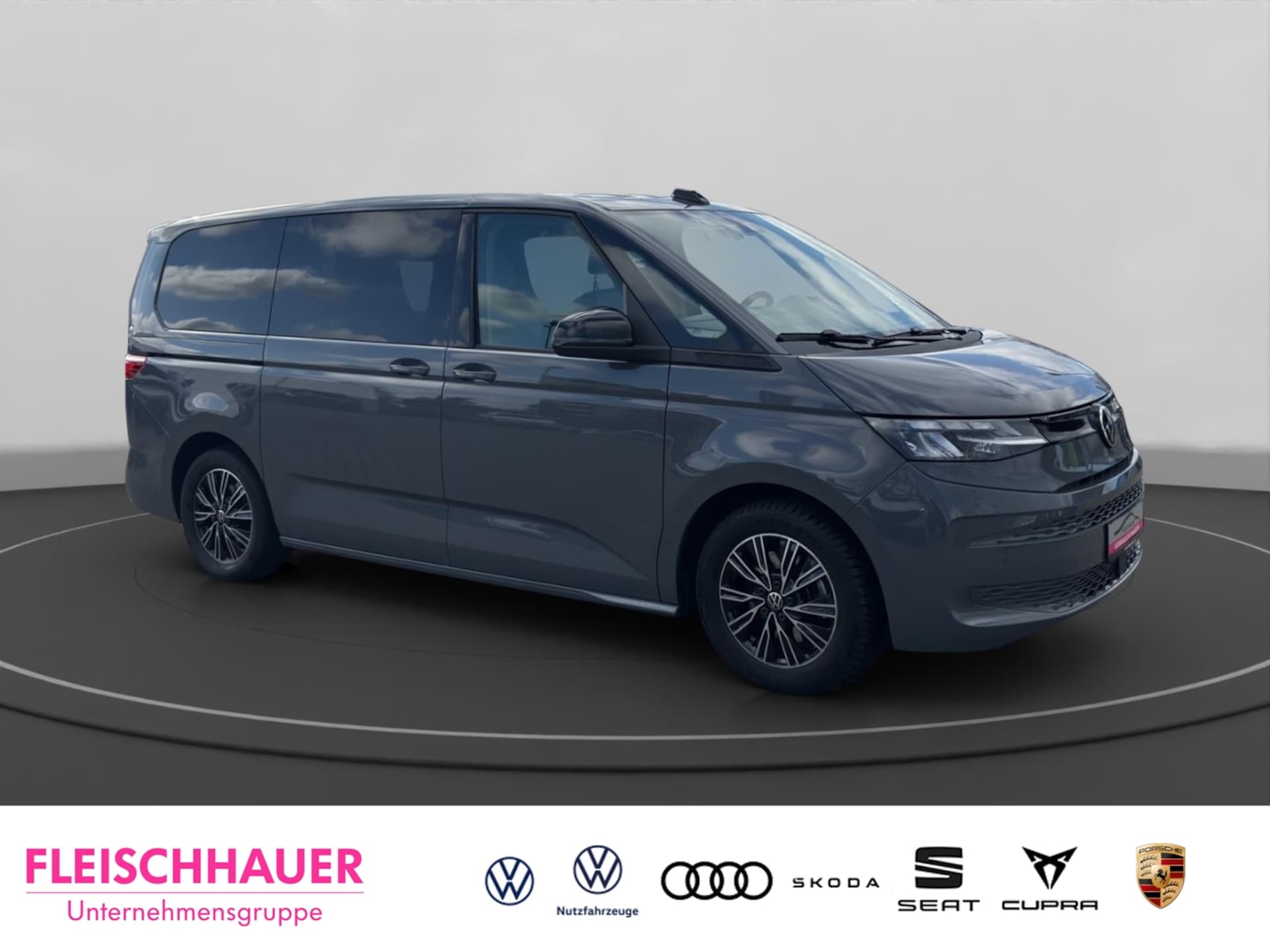 Volkswagen Multivan Langversion Basis-Modell