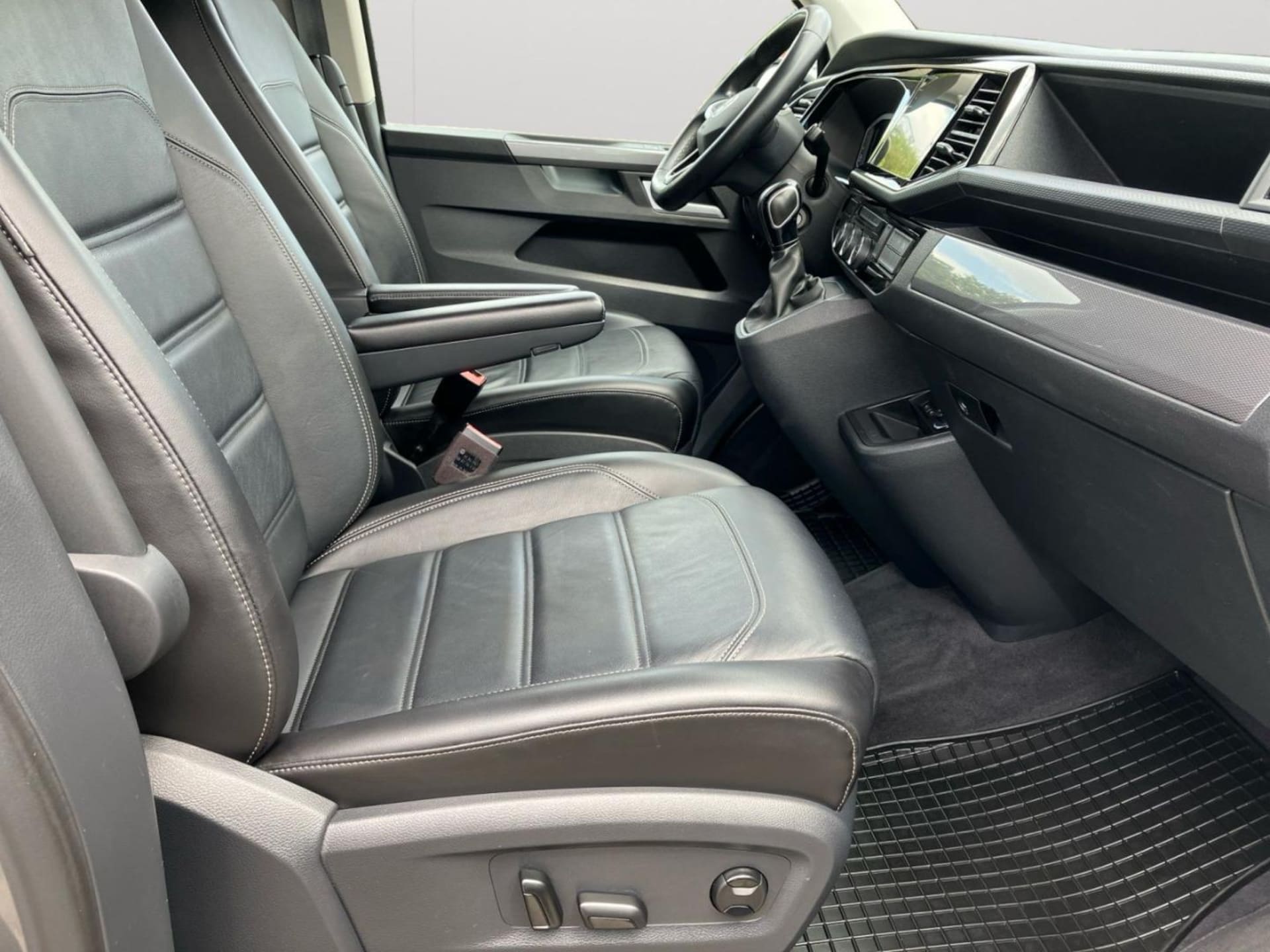 Volkswagen T6.1 Multivan Highline