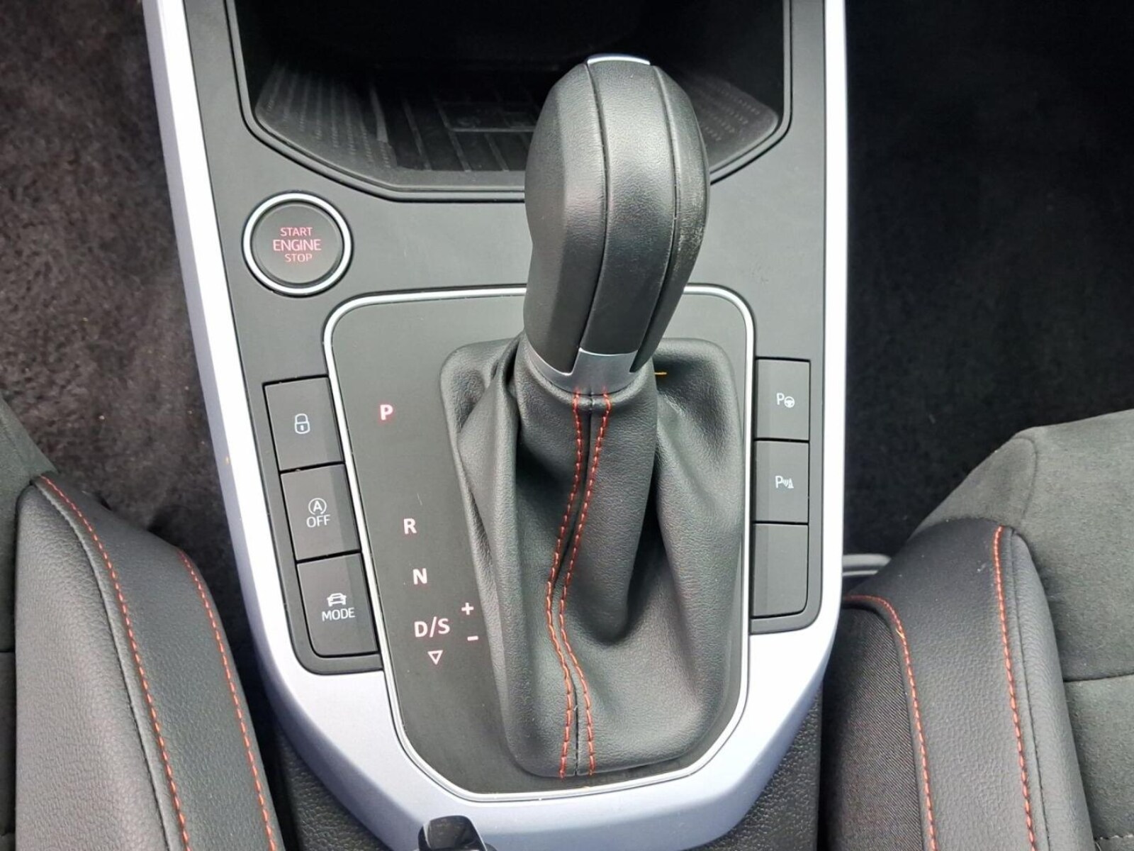 SEAT Arona – Bild 11