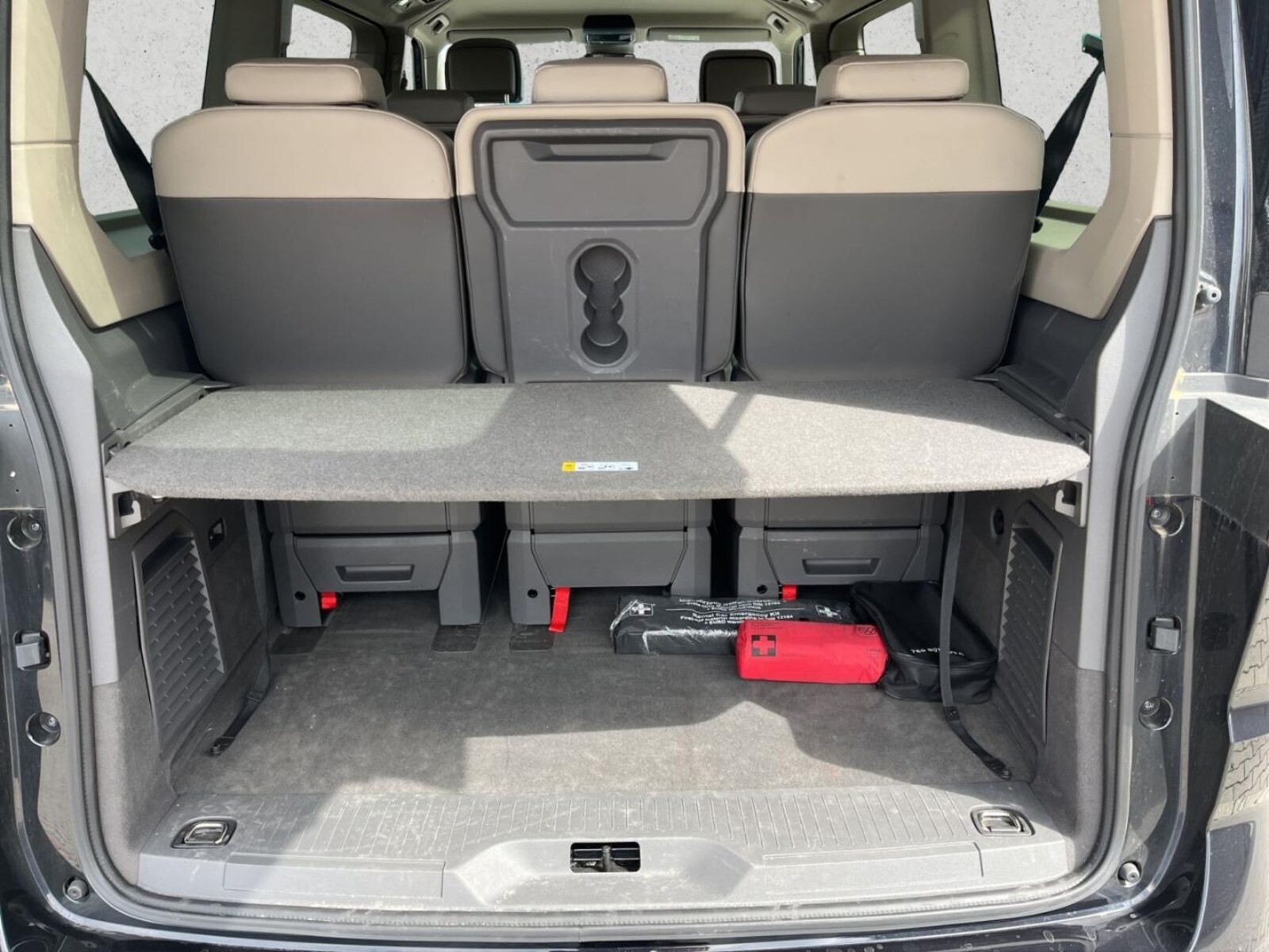 Volkswagen Multivan Langversion – Bild 15