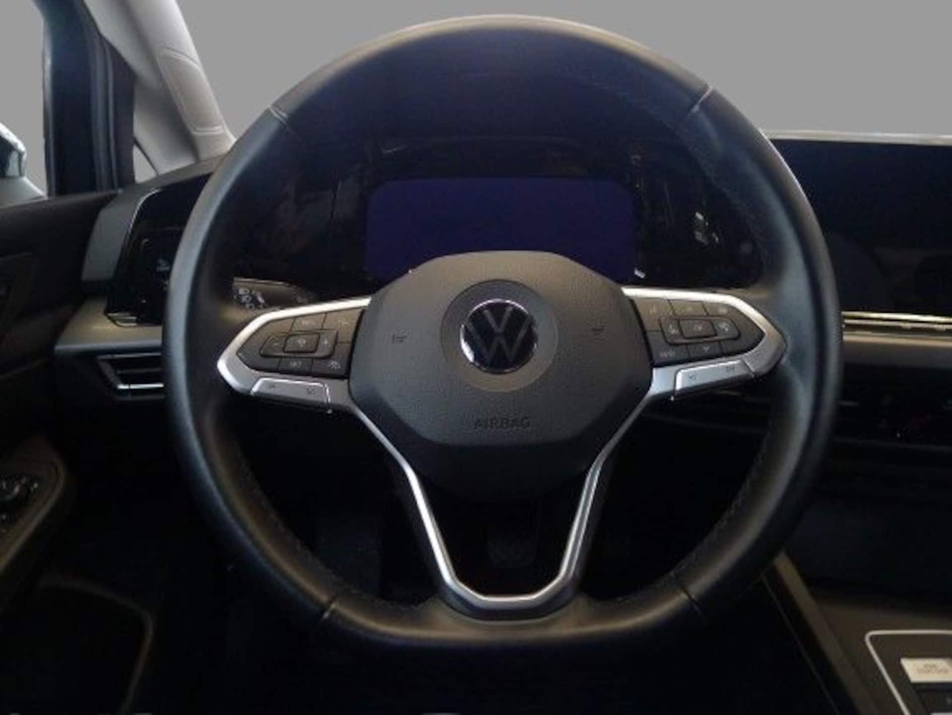 Volkswagen Golf Style