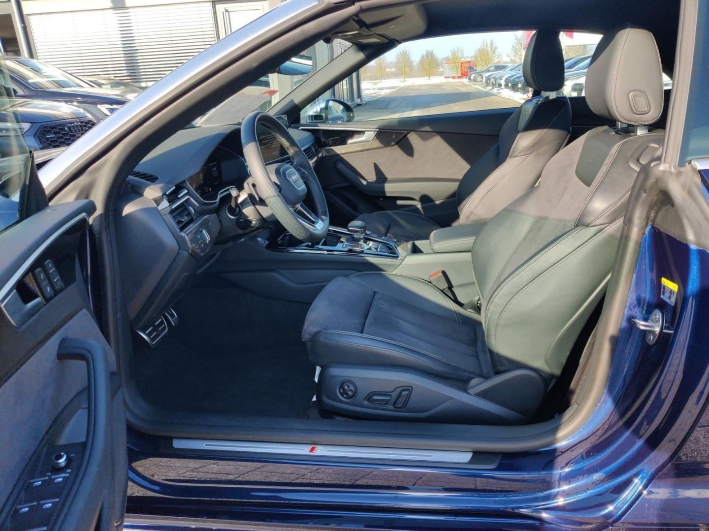 Bild über Audi S5 Cabriolet TFSI quattro tiptronic - für weitere Informationen kontaktieren Sie den Audi Partner
