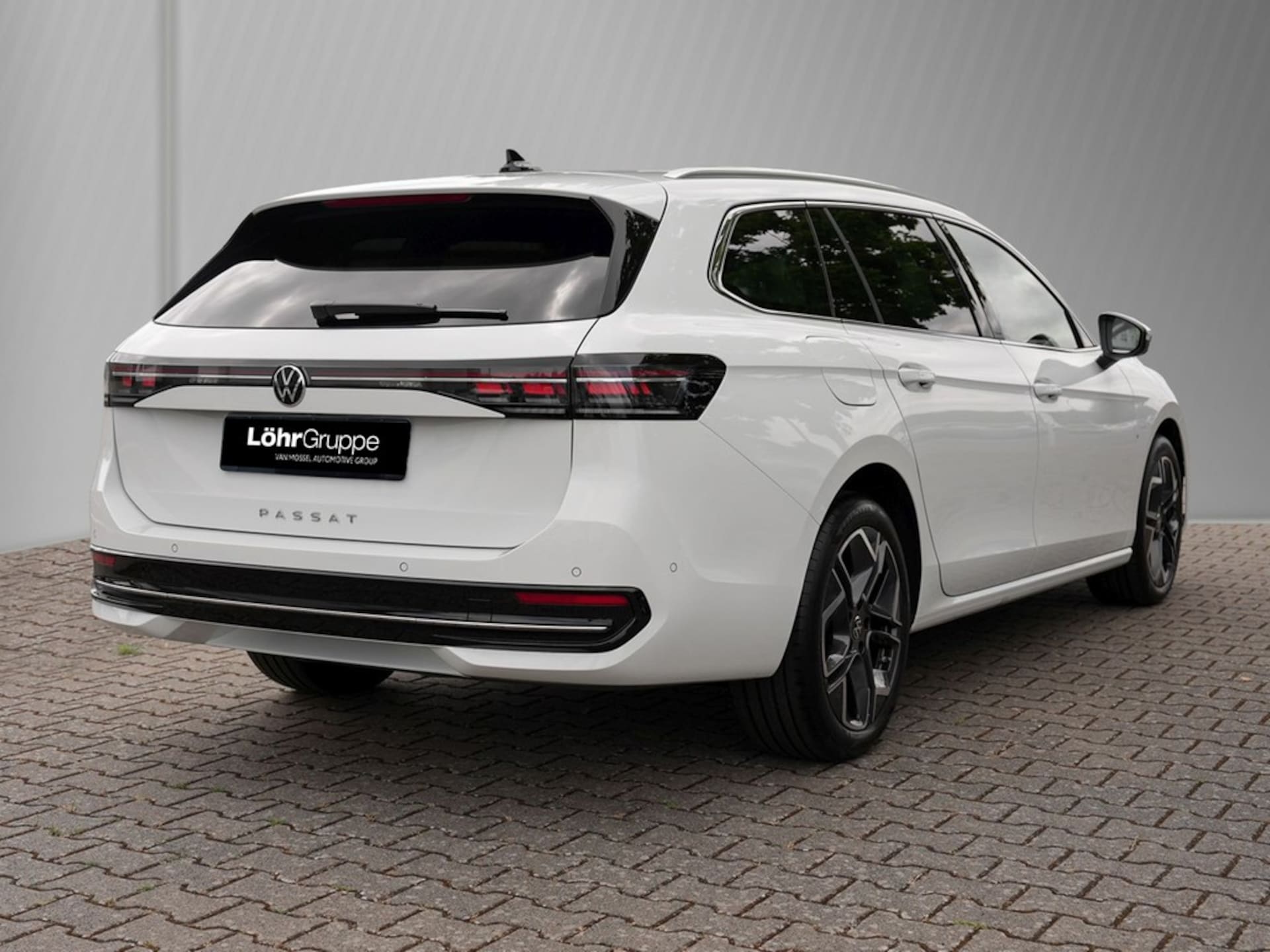 Volkswagen Passat Elegance