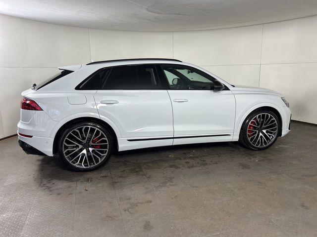 2026 Audi SQ8 Prestige - Photo 8