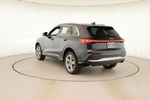 2025 Audi Q5 Premium Plus - Photo 4