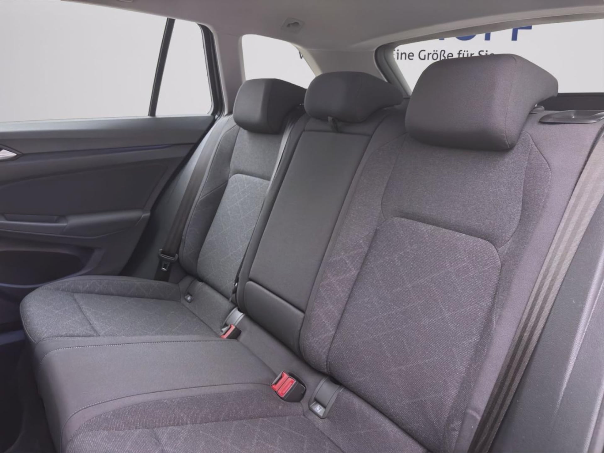 Volkswagen Golf Variant Life