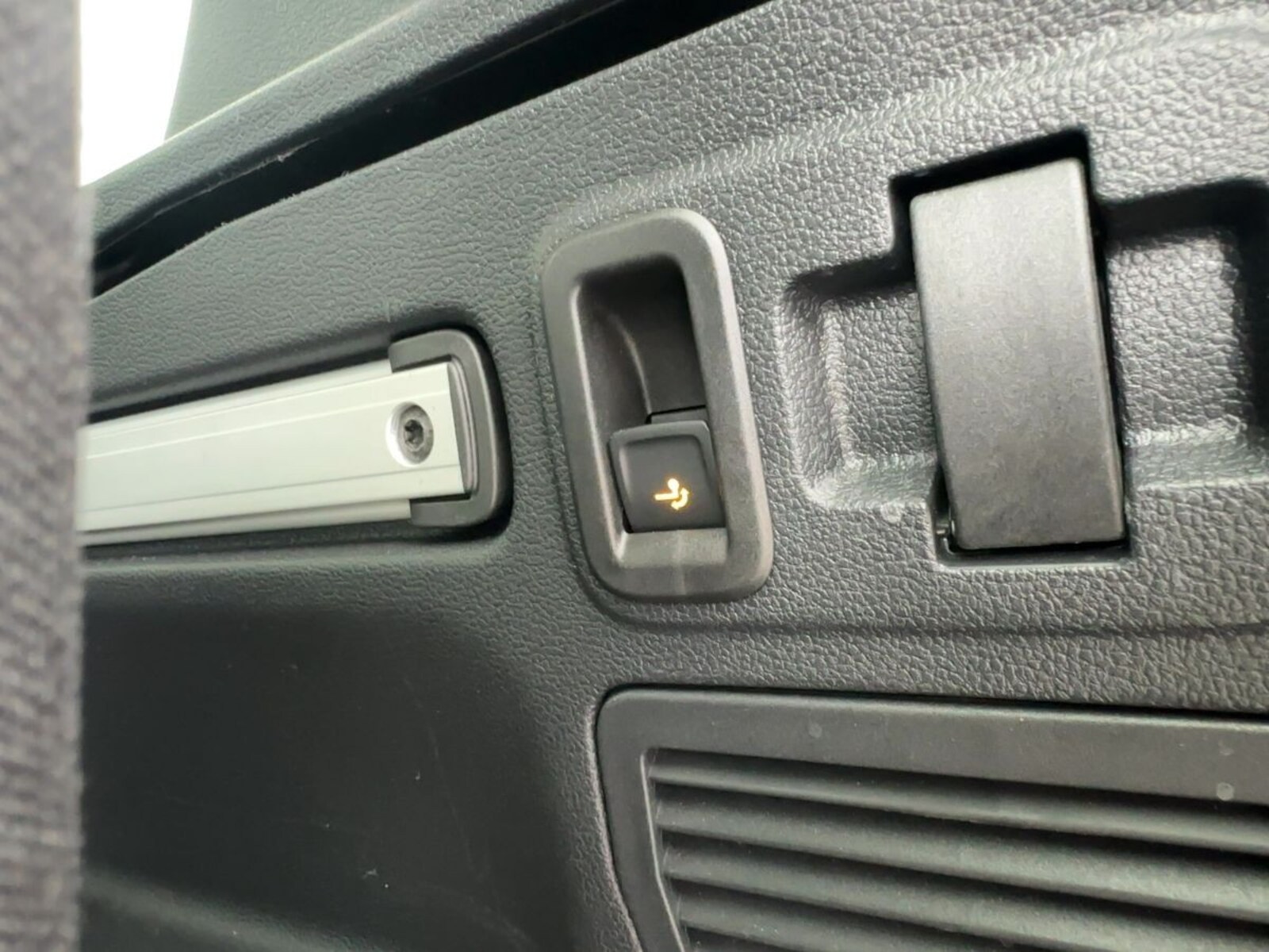 Volkswagen Touran – Bild 14