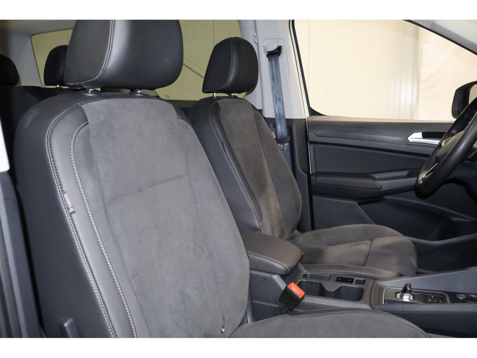 Volkswagen Caddy – Bild 8