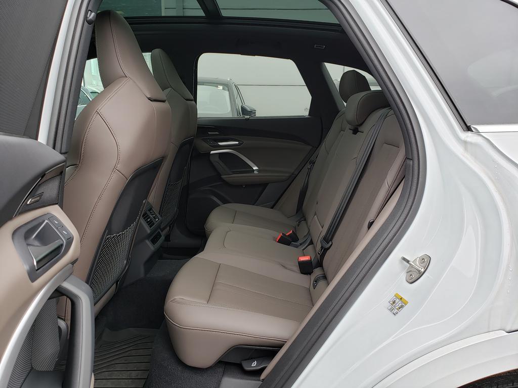 2025 Audi Q5 Premium Plus - Photo 8