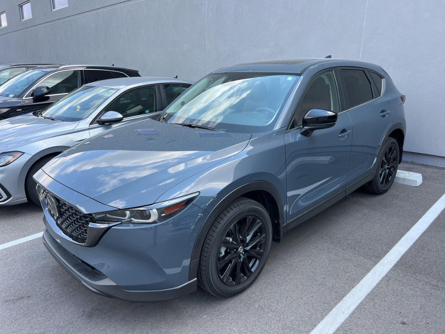 2023 Mazda CX-5 S Carbon Edition Auto AWD's photo