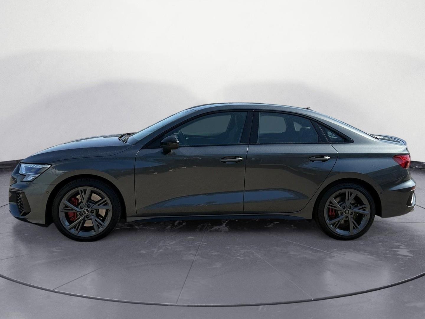 Bild über Audi S3 Limousine TFSI quattro S tronic - für weitere Informationen kontaktieren Sie den Audi Partner