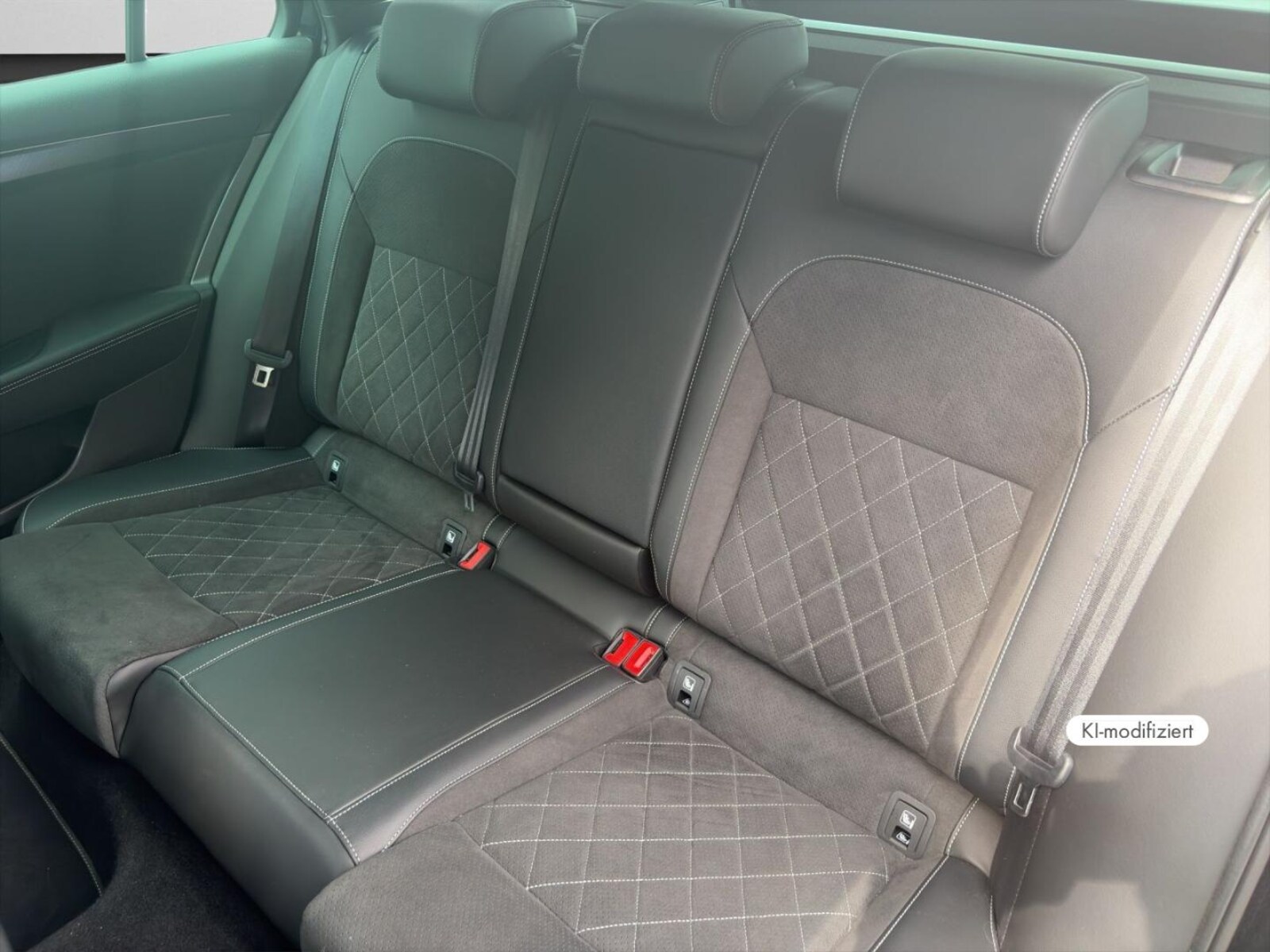 Škoda Superb Combi – Bild 15