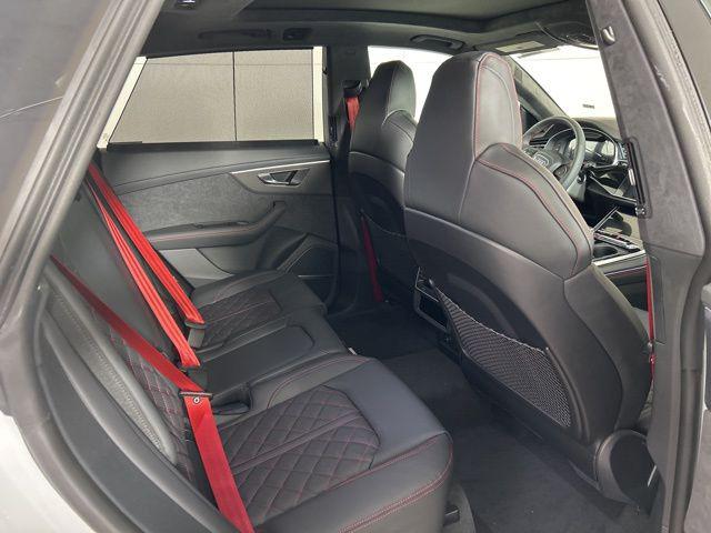 2026 Audi SQ8 Prestige - Photo 12
